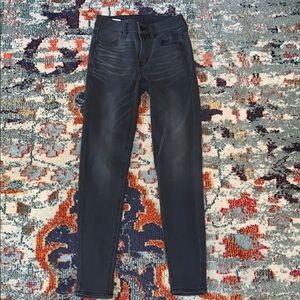 black/grey american eagle jeans